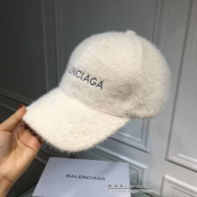 BALENCIAGA巴黎世家 秋冬款水貂絨鴨舌帽 男女同款 LLWJ8055
